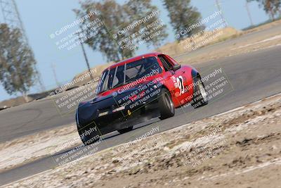 media/May-01-2022-CalClub SCCA (Sun) [[03a481c204]]/Group 2/Qualifying (I5)/